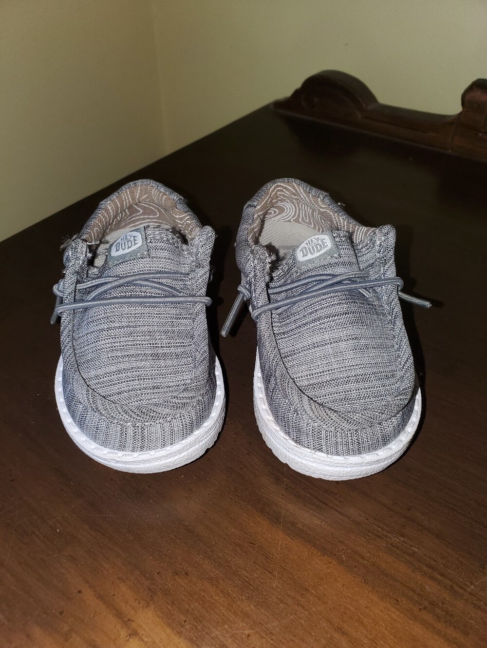 Hey Dude Toddler Wally Slip-On Shoes Grey Sz 4 EUC